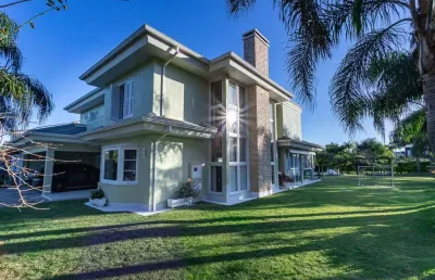 Casa em condomínio fechado com 4 quartos à venda na Avenida Juca Batista, --, Chapéu do Sol, Porto Alegre
