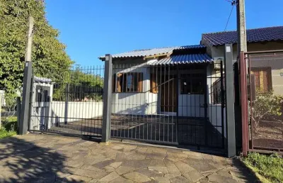 Casa com 2 quartos à venda na Rua Baldoino Bottini, --, Hípica, Porto Alegre