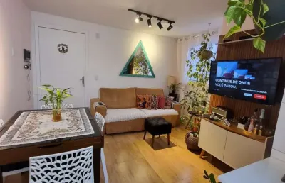 Apartamento térreo com 02 quartos e 01 vaga no bairro campo novo