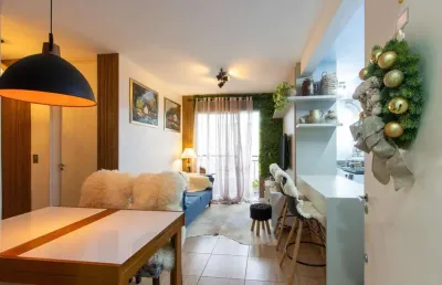 Excelente apartamento de 2 dormitórios na tristeza- zona sul