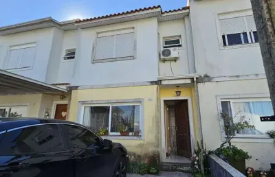 Casa em condomínio em porto alegre, no bairro hípica, com 3 dormitório(s)