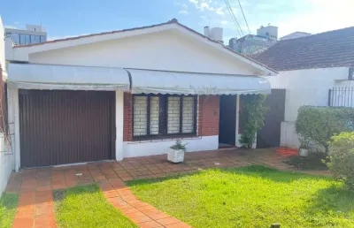Casa com 3 quartos à venda na Rua Doutor Mário Totta, --, Tristeza, Porto Alegre