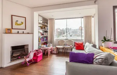 Cobertura 2 dormitórios, 2 suítes, 172 m² de área privativa e 2 vaga(s) de garagem. localizado na rua/av. casemiro de abreu, no bairro rio branco em porto alegre.