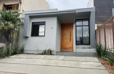 Casa com 3 quartos à venda na Rua Luzinete Alves Aragon, --, Hípica, Porto Alegre
