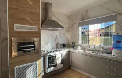 Casa com 3 quartos à venda na Rua Doutor Lázaro Carvalho, 110, Jardim Paraíso, Pouso Alegre