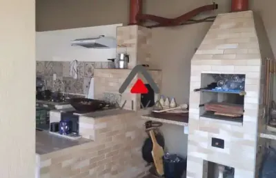 Casa com 4 quartos à venda na Rua Joaquim Luiz da Rocha, 80, Jardim Floresta, Pouso Alegre