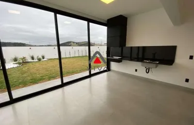 Casa com 3 quartos à venda na Rua Ana Euflasina de Jesus, 100, Residencial Astúrias, Pouso Alegre