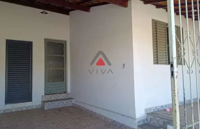 Casa com 3 quartos à venda na Rua Londrina, 318, Jardim Canadá, Pouso Alegre