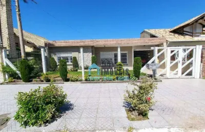 Casa com 3 dormitórios, sendo 1 suíte, poucos metros da barra, à venda por r$ 756.000 - centro - imbé/rs