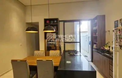 Casa térrea de 125m² - 3 dorms / 1 suíte - 2 vagas - bosque dos eucaliptos