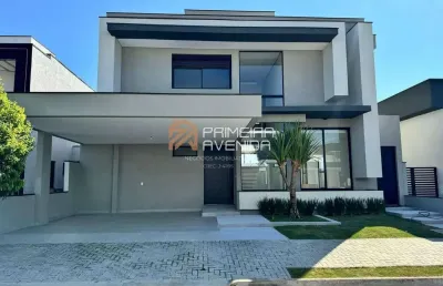 Sobrado  273m² - 4 suítes - piscina - condomínio aruanã