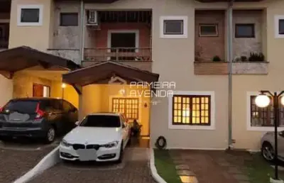 Sobrado de 140m² - 3 dorms/ 1 suíte - 2 vagas - jardim das indústrias