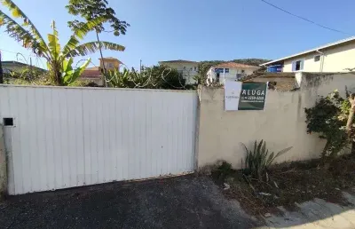 Casa com 2 quartos para alugar na Rua Jequitibá, 29, Alto Aririu, Palhoça