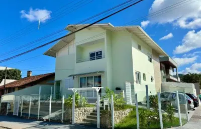 Apartamento com 2 quartos para alugar na Rua Itapuã, 278, Itacorubi, Florianópolis
