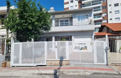 Casa com 6 quartos à venda na Rua Fúlvio Vieira da Rosa, 141, Barreiros, São José