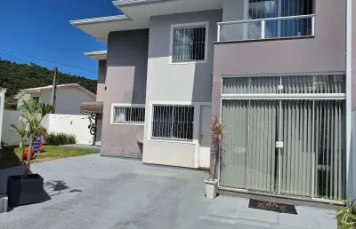 Casa em condomínio fechado com 3 quartos à venda na Rua Jacatirão, 36, Potecas, São José