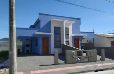 Casa com 2 quartos à venda na Rua Caraúna, Bela Vista, Palhoça