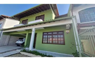 Casa com 4 quartos à venda na Rua Manoel Eduardo Cardoso, 64, Bela Vista, São José