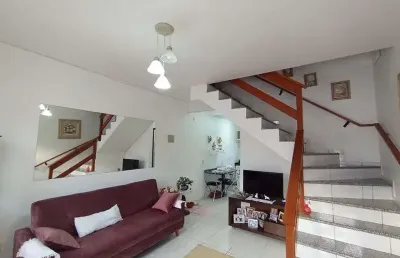 Casa em condomínio fechado com 2 quartos à venda na Rua Armando Martins Schnorrenberger, 494, Ceniro Martins, São José