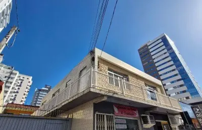 Casa comercial para alugar na Rua Irmãos Vieira, 39, Campinas, São José