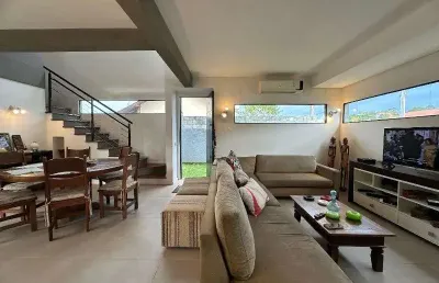 Casa com 4 quartos à venda na Servidão Venâncio Bernardino das Chagas, 510, Rio Tavares, Florianópolis