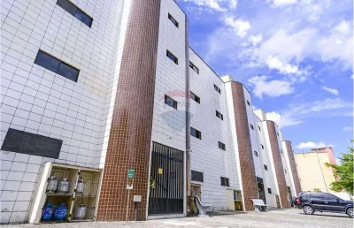 Excelente apartamento com  02 quartos localizado no  bairro jacarecanga próximo a fanor
