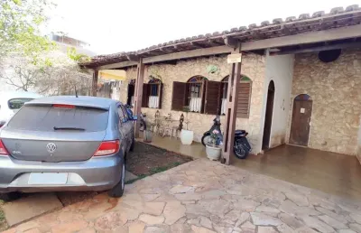 Casa com 4 quartos à venda na rua apucarana, 1, ouro preto, belo horizonte por r$ 1.300.000