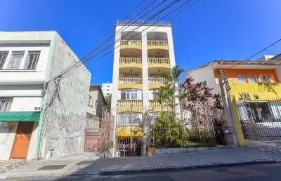 Cobertura duplex à venda – potencial para retrofit no centro de curitiba!