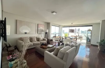 Apartamento cobertura vista ampla 3 suítes 1 closet e banheira varanda piscina privativa!