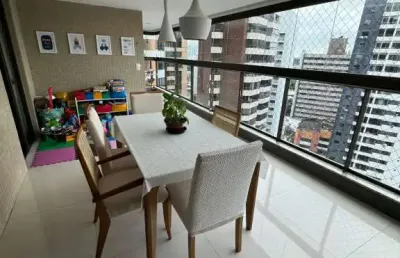 Apartamento 3 suítes com closet varandão lavabo 2 garagens à venda na pituba!