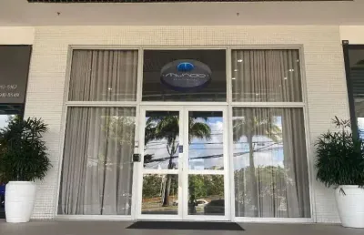 Apartamento vista mar nascente 2 quartos 2 suítes 2 garagens piscina caminho das árvore