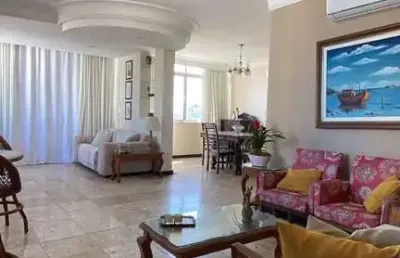 Apartamento vista mar 3 quartos suíte varanda 1 garagem coberta à venda na barra!
