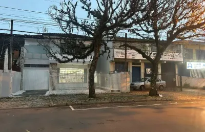 Casa, bem localizada, no bairro rebouças para uso imediato!