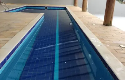 Cascatinha, casa aconchegante, recém reformada, com incrível vista, piscina com raia, muita segurança e boa vizinhança!