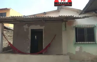 Casa com 2 quartos para alugar na Rua Leonor Fernandes de Carvalho, Campo Redondo, São Pedro da Aldeia