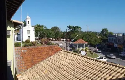 Aconchegante e privilegiado , apartamento de 02 qtos com  suite no centro.
