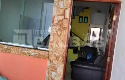 Excelente sobrado -  2 dormitórios - 2 vagas - próximo a futura estação de metrô vila formosa