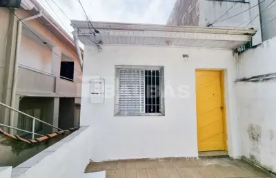 Terreno com 3 casas - próximo ao mercado municipal da penha