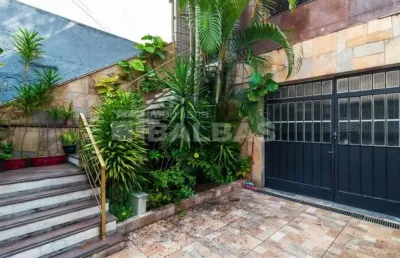 Casa comercial com 5 salas para alugar na Rua Bento Gonçalves, 73, Tatuapé, São Paulo