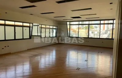 Prédio para alugar na Rua Itapeti, 421, Tatuapé, São Paulo