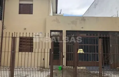 Casa térrea -  uma quadra da avenida rio das pedras