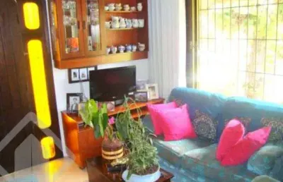 Casa em condomínio fechado com 4 quartos à venda na rua araponga, 291, chácara das pedras, porto alegre, 570 m2 por r$ 1.300.000
