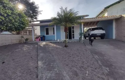 Casa com 4 quartos à venda na rua itapema, 332, praia do sonho, palhoça, 80 m2 por r$ 950.000