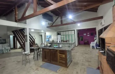 Casa com 6 quartos à venda na avenida astrogildo quadros, 45, pinheira, palhoça, 365 m2 por r$ 2.500.000