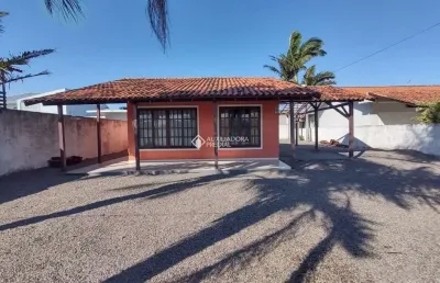 Casa com 2 quartos à venda na avenida astrogildo quadros, 44, pinheira, palhoça, 60 m2 por r$ 560.000