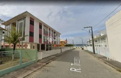 Prédio à venda na avenida do papagaio, 60, balneário ponta do papagaio (ens brito), palhoça, 500 m2 por r$ 3.180.000