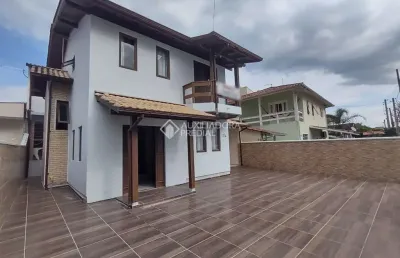 Casa com 6 quartos à venda na rua antonio vitor vieira, 624, pinheira, palhoça, 300 m2 por r$ 850.000