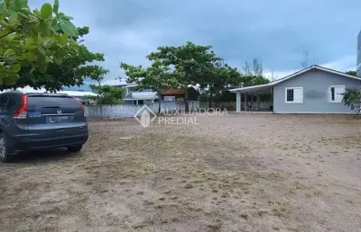 Casa com 3 quartos à venda na avenida do papagaio, 200, balneário ponta do papagaio (ens brito), palhoça, 139 m2 por r$ 1.200.000