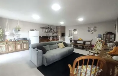 Casa com 3 quartos à venda na rua sagrada familia, 198, pinheira, palhoça, 120 m2 por r$ 1.010.700