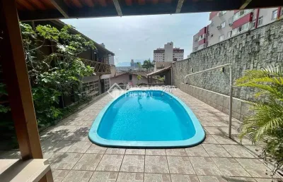 Casa com 4 quartos à venda na rua waldemar ouriques, 300, capoeiras, florianópolis, 280 m2 por r$ 2.499.000